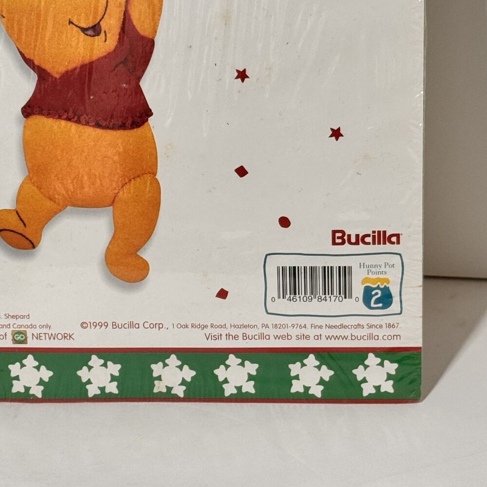 Winnie The Pooh Wreath Felt Applique Door Knob Cover Disney Bucilla Kit 84170 - Picture 6 of 12